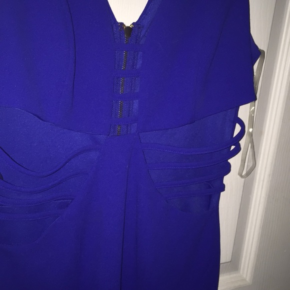 Blue Dress - Picture 3 of 3